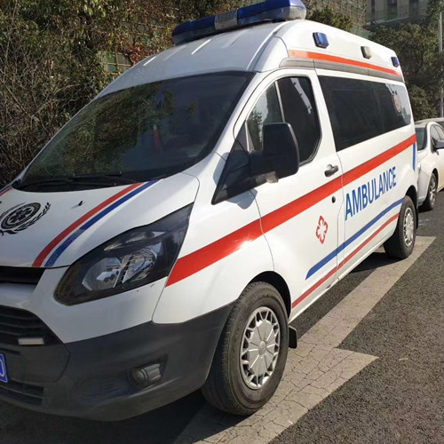 鱼峰品质救护车出租,为您的健康出行负责